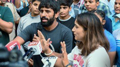 Wrestlers Vinesh Phogat, Bajrang Punia's Asian Games Trials Exemption Allowed By Delhi High Court - sports.ndtv.com - India