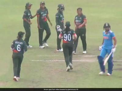 Harmanpreet Kaur - Watch: India Captain Harmanpreet Kaur Smashes Stumps, Rants At Umpire After Getting Out vs Bangladesh - sports.ndtv.com - India - Bangladesh