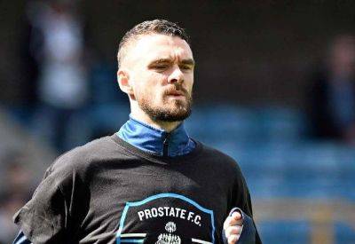 Scott Malone continues to train with Gillingham – the former Millwall man didn’t feature in the friendly at Dartford