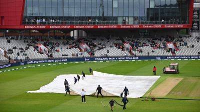 England running out of time as rain limits Ashes play