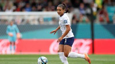 Sophia Smith strikes twice as United States cruises past Vietnam at Women's World Cup