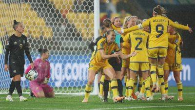 Sweden leave it late to break South African hearts
