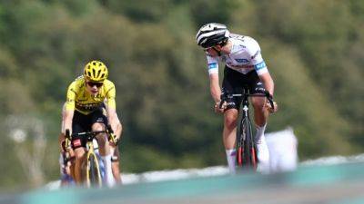 Tadej Pogacar - Carlos Rodriguez - Adam Yates - Jonas Vingegaard - Vingegaard virtually assures back-to-back Tour de France triumphs - channelnewsasia.com - France - Denmark - Spain - Slovenia