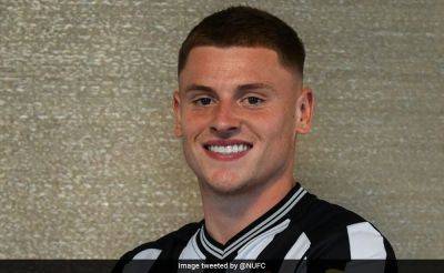 Newcastle United Sign England Winger Harvey Barnes From Leicester City