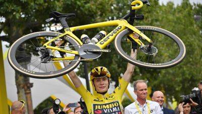Jonas Vingegaard cruises to second Tour de France triumph