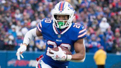 Jonathan Taylor - Bills' Nyheim Hines suffered potential season-ending injury in freak jet ski accident: report - foxnews.com - Usa - state Minnesota - state New York - county Park