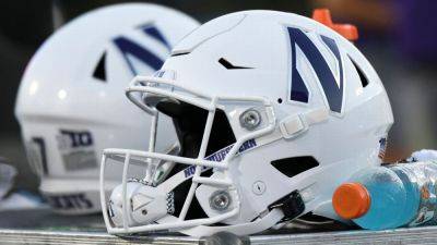 Ex-Northwestern football player Yates files suit against school - ESPN