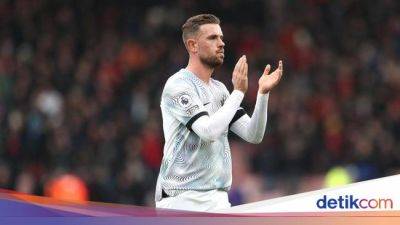 Henderson Pamitan Dulu ke Liverpool, lalu Terbang ke Arab