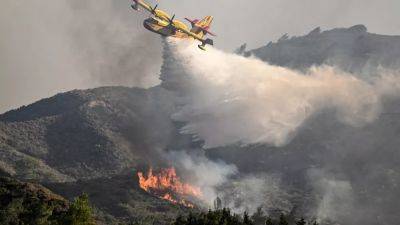 Both pilots die after Greek firefighting plane crashes - euronews.com - Greece