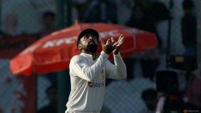 Shafique and Salman pummel Sri Lanka, Pakistan eye series sweep