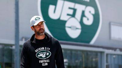 Aaron Rodgers - Seth Wenig - Aaron Rodgers takes $35 million pay cut with Jets in new deal that runs through 2024: reports - foxnews.com - New York - state Wisconsin