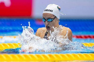 SA's Schoenmaker cruises into 200m breaststroke final at World Championships