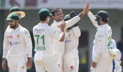 Babar Azam - Dimuth Karunaratne - Pakistan complete record win over Sri Lanka to seal 2-0 Test series sweep - thenationalnews.com - South Africa - Sri Lanka - Pakistan