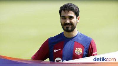 Barcelona Terus Intip Peluang di Bursa Transfer