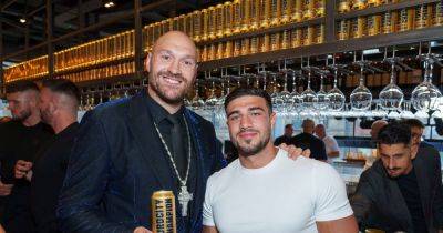 Molly-Mae Hague - Star - Tommy Fury reunites with brother Tyson after Molly-Mae Hague proposal as he 'squares up' to KSI - manchestereveningnews.co.uk - Instagram