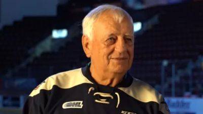 Former 3-time Windsor Spitfires coach and bench boss of Red Wings has died - cbc.ca - county Windsor