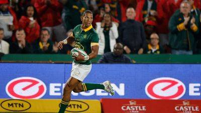 South Africa edge bruising battle with Argentina