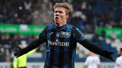 Manchester United finalize $92m Rasmus Höjlund deal - sources - ESPN