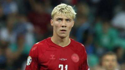 Man Utd agree to sign Denmark's Hojlund from Atalanta - reports