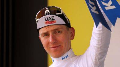 Tadej Pogacar - Adam Yates - Jonas Vingegaard - Tour de France 2023: Tadej Pogacar says wrist 'sore' but hails 'perfect situation' ahead of Stage 3 - eurosport.com - Britain - France - Netherlands - Uae - Slovenia