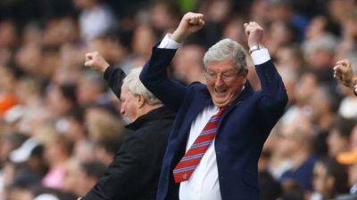 Hodgson to stay on as Palace manager