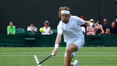 Rublev leads Russian return with easy win