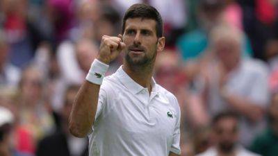 Novak Djokovic begins record quest at Wimbledon with no slipups - ESPN