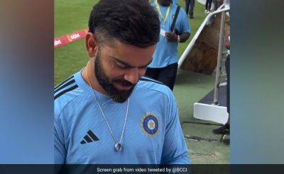 Watch: Virat Kohli's Gesture Wins Hearts After Young Fan Gives Him Bracelet