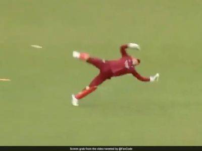 Watch: Jos Buttler Takes "Gravity Defying Catch" During T20 Blast Match