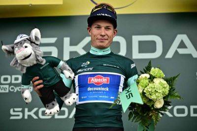 Jasper Philipsen wins again at Tour de France while UAE Team Emirates maintain lead