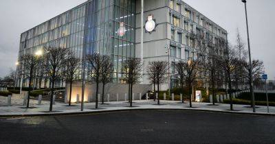 'We make a hot couple' message found on GMP officer's phone from domestic violence victim he met on duty - manchestereveningnews.co.uk