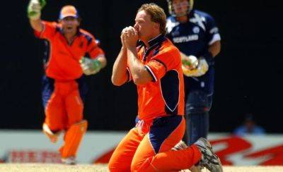 Bas De-Leede - De Leede propels Dutch past Scots into Cricket World Cup - news24.com - Netherlands - Scotland - India - Sri Lanka