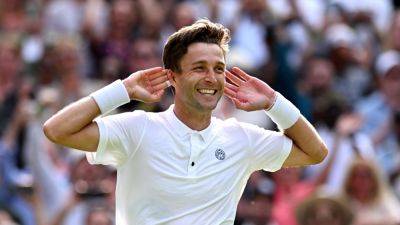 Wimbledon 2023: Casper Ruud dumped out by Britain's Liam Broady in major shock as Katie Boulter wins