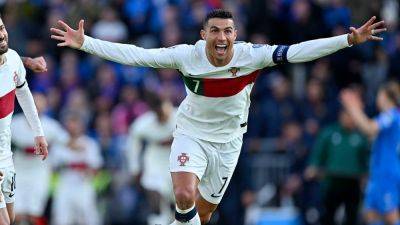 Saudi Arabian club hires Portuguese coach Luís Castro to join Cristiano Ronaldo