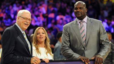 Lakers legend Shaq issues one-word response following snub from Jeanie Buss