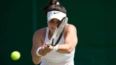 Andreescu outlasts Kalinina in wild Wimbledon match to reach 3rd round for 1st time