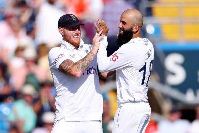 Steve Smith - Moeen Ali - England Cricket - Moeen Ali: England in 'winnable position' after second day at Headingley - thenationalnews.com - Australia