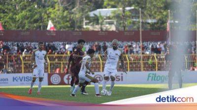 Dewa United - Ricky Kambuaya - Hasil Liga 1 PSM Makassar Vs Dewa United: Kemenangan Dramatis Tim Tamu - sport.detik.com