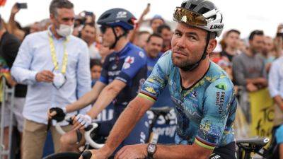 Mark Cavendish - Mark Cavendish crashes out of final Tour de France - rte.ie - France