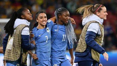 France, Brazil resume hunt for World Cup knockout spot