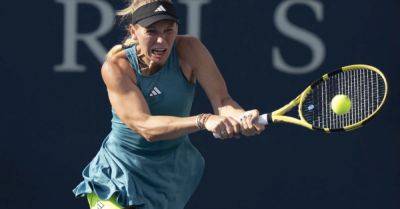 Caroline Wozniacki comeback falls short against Marketa Vondrousova