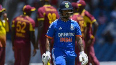 Aakash Chopra - Ishan Kishan - "More Than 50% Dot Balls": Ishan Kishan Sees His T20I Approach Being Questioned - sports.ndtv.com - India