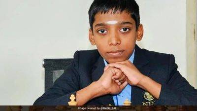 Indian GM R Praggnanandhaa Stuns Number 2 Seed Hikaru Nakamura, Enters Last 16 Of FIDE World Cup - sports.ndtv.com - Usa - Georgia - Hungary - India