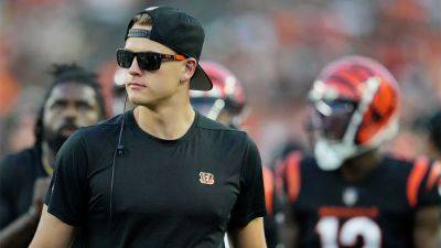 Bengals provide Joe Burrow injury update after throwing session