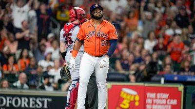 Astros' first baseman ends eight-year home run drought, hits two against Angels - foxnews.com - Mexico - Los Angeles - state Texas - county Johnson - county Park