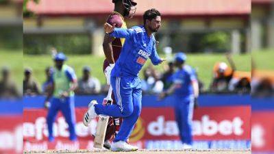 Nicholas Pooran - Yashasvi Jaiswal - Kuldeep Yadav - Shubman Gill - Watch: Kuldeep Yadav Strikes Twice In Same Over To Halt West Indies' Charge In 4th T20I - sports.ndtv.com - India - state California - county Power