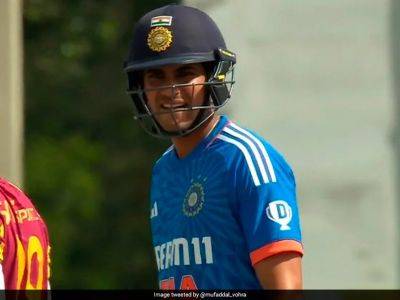 Hardik Pandya - Yashasvi Jaiswal - Obed Maccoy - Shubman Gill - Watch: Shubman Gill Pays Big Price For DRS Blunder Against West Indies In 5th T20I - sports.ndtv.com - India
