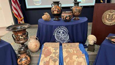 United States returns 266 stolen antiquities to Italy including Etruscan vases and Roman mosaics