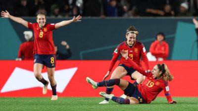 Alexia Putellas - Jorge Vilda - Peter Gerhardsson - Carmona wondergoal fires Spain into Women's World Cup final - france24.com - Sweden - Netherlands - Spain - Australia - Canada - Japan