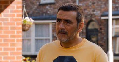 Stephen Reid - Coronation Street fans distracted by Peter Barlow 'clone' as they figure out exit storyline - manchestereveningnews.co.uk